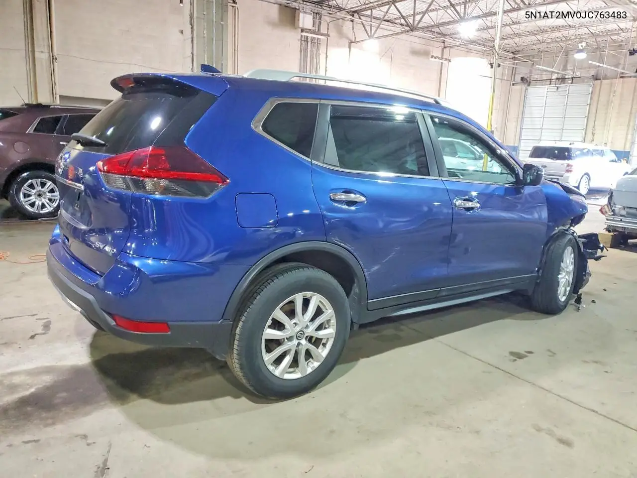 5N1AT2MV0JC763483 2018 Nissan Rogue S