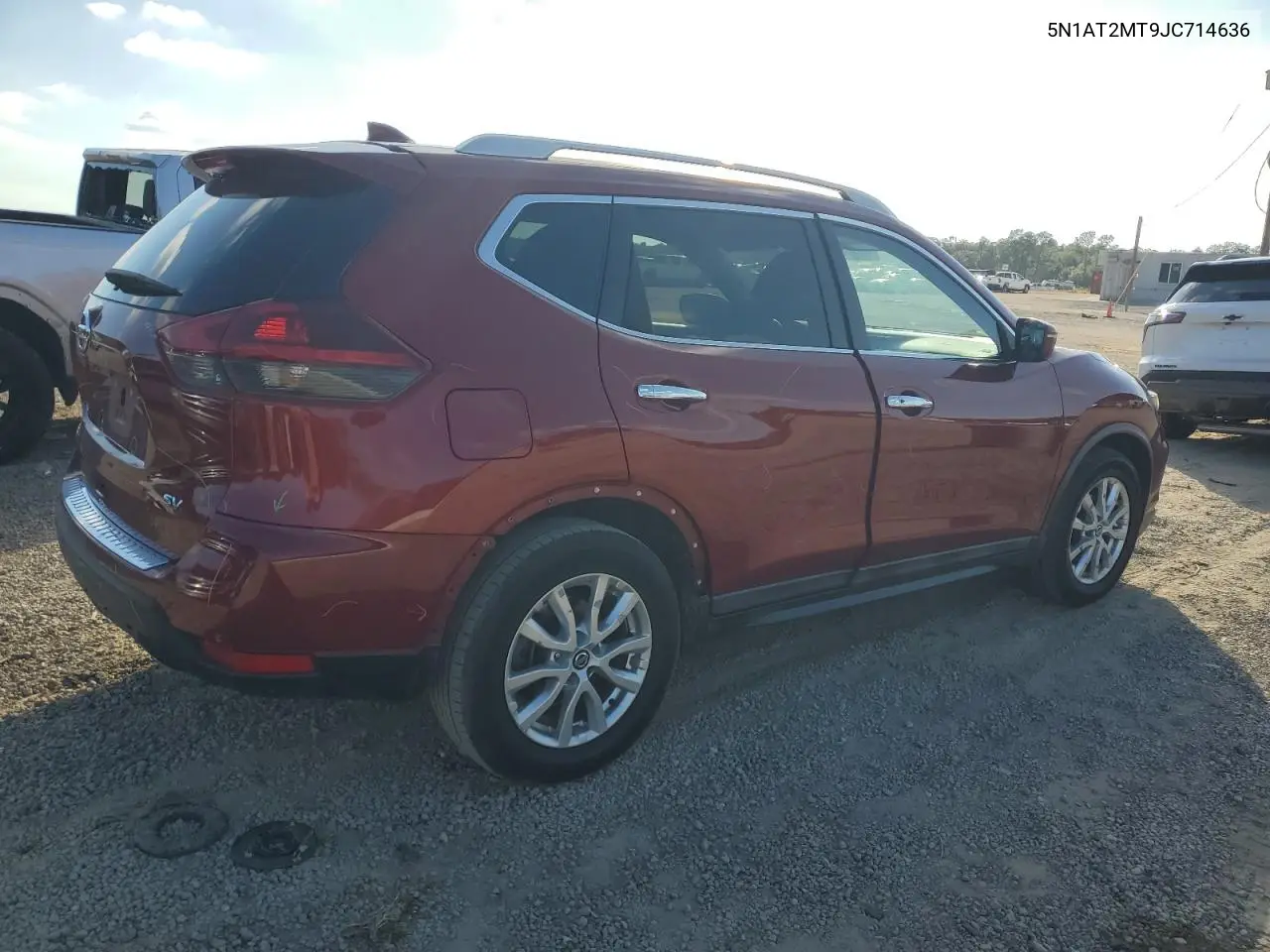 5N1AT2MT9JC714636 2018 Nissan Rogue S