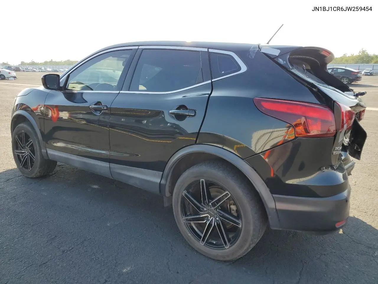 JN1BJ1CR6JW259454 2018 Nissan Rogue