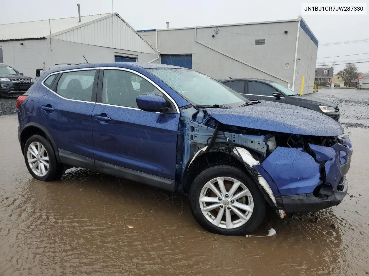 JN1BJ1CR7JW287330 2018 Nissan Rogue Sport S