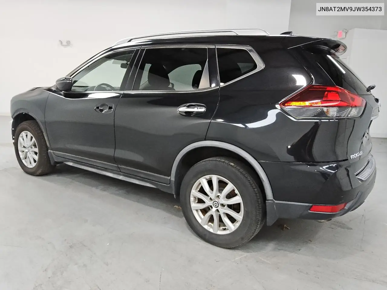 JN8AT2MV9JW354373 2018 Nissan Rogue S