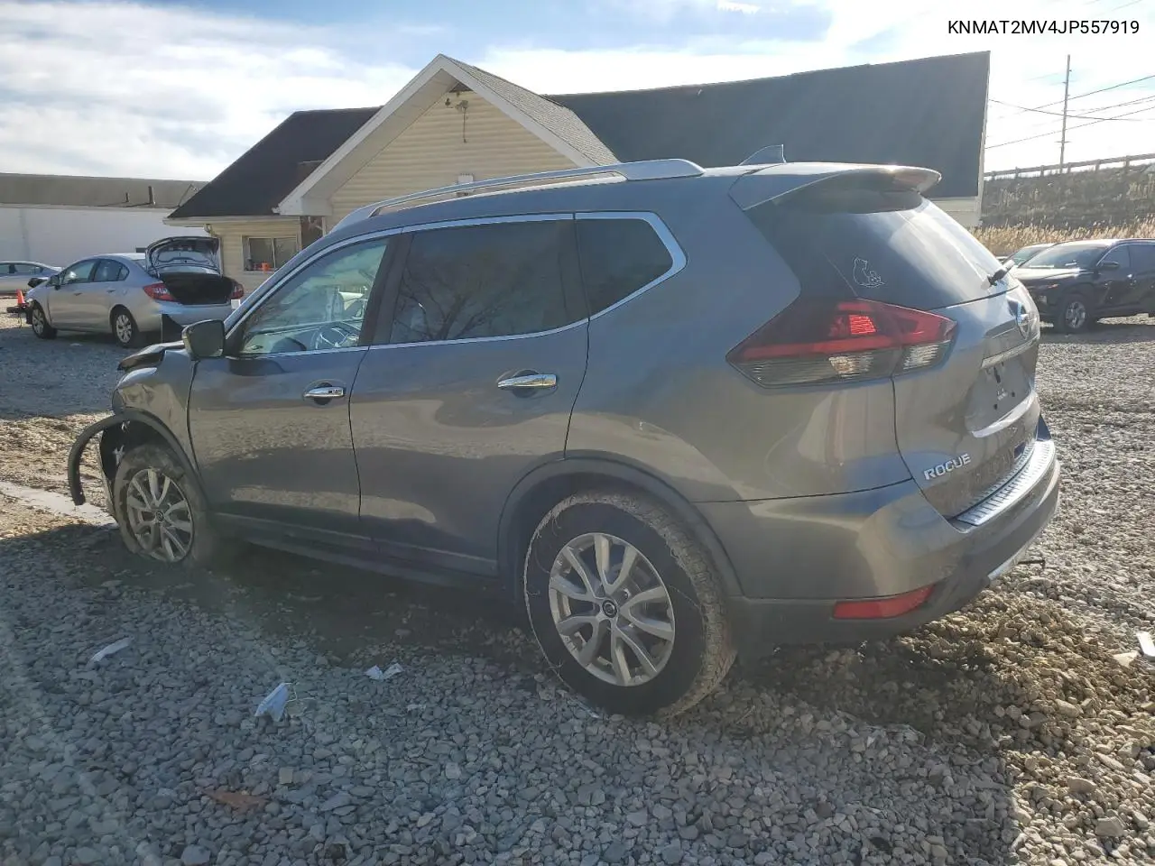KNMAT2MV4JP557919 2018 Nissan Rogue S