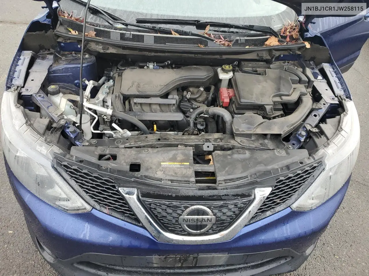 JN1BJ1CR1JW258115 2018 Nissan Rogue Sport S