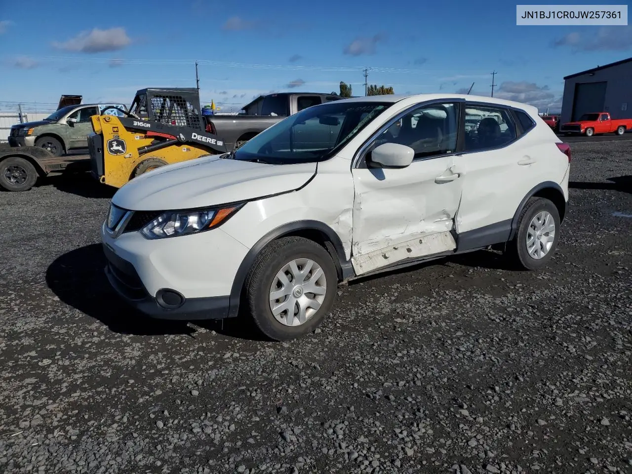 JN1BJ1CR0JW257361 2018 Nissan Rogue Sport S