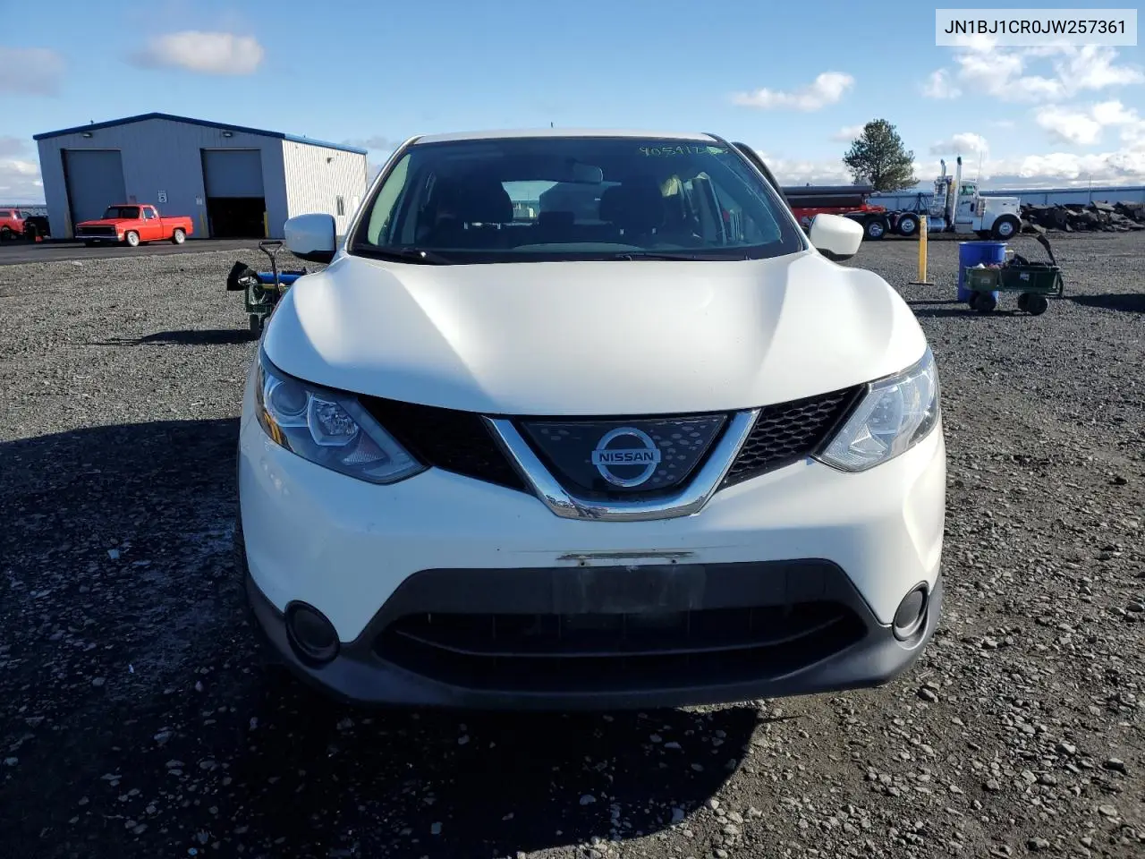 JN1BJ1CR0JW257361 2018 Nissan Rogue Sport S
