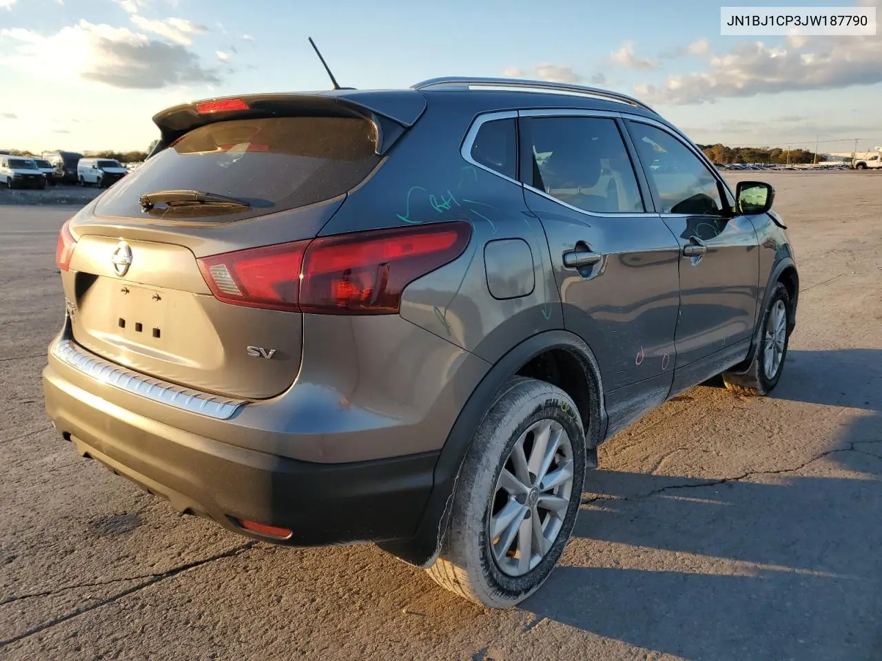 JN1BJ1CP3JW187790 2018 Nissan Rogue Sport S