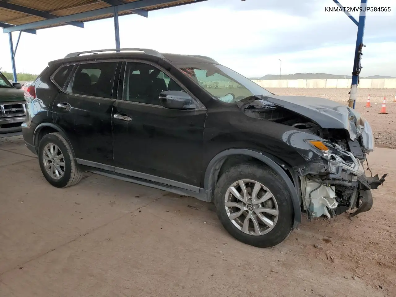 KNMAT2MV9JP584565 2018 Nissan Rogue S