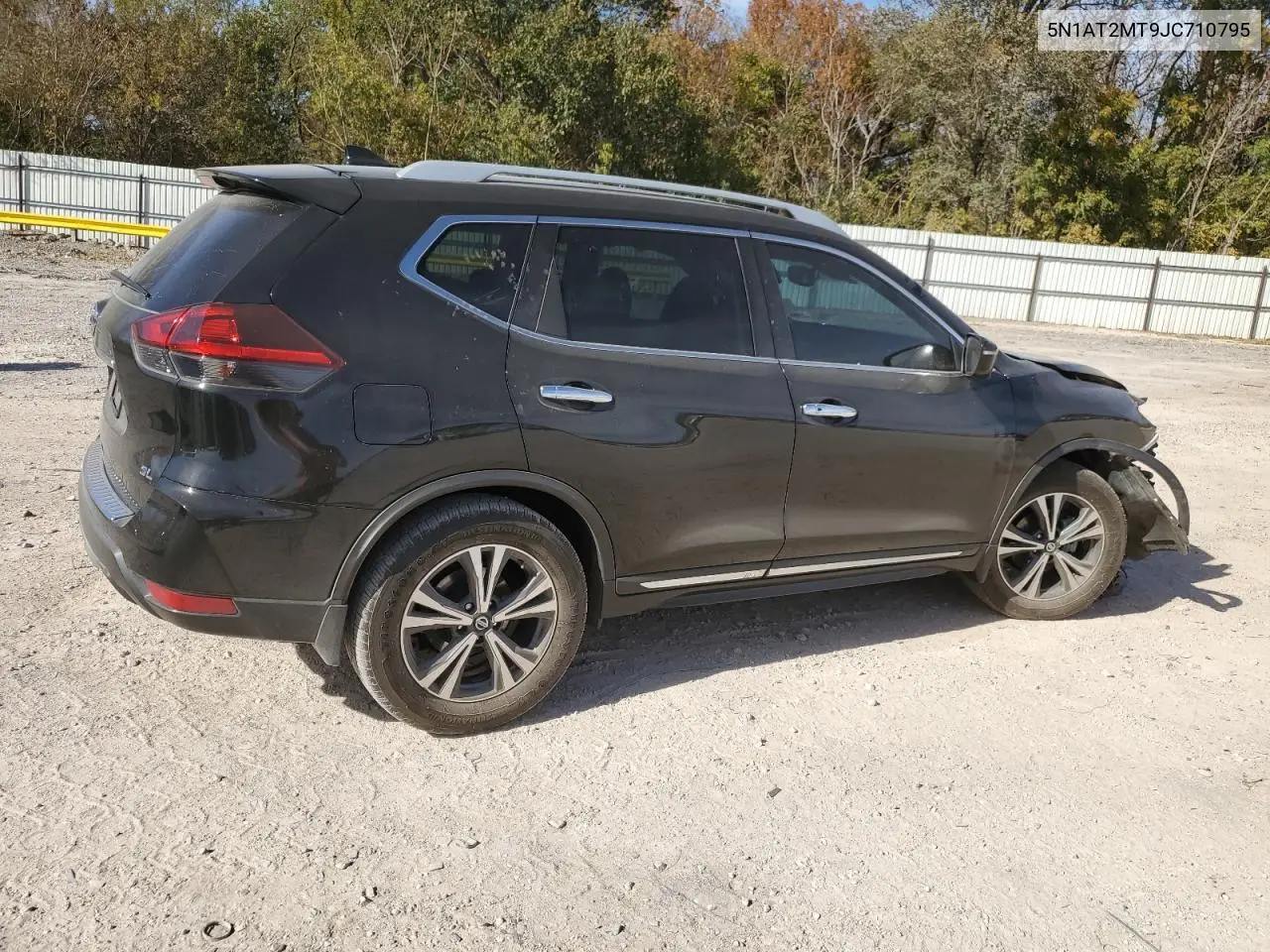 5N1AT2MT9JC710795 2018 Nissan Rogue S