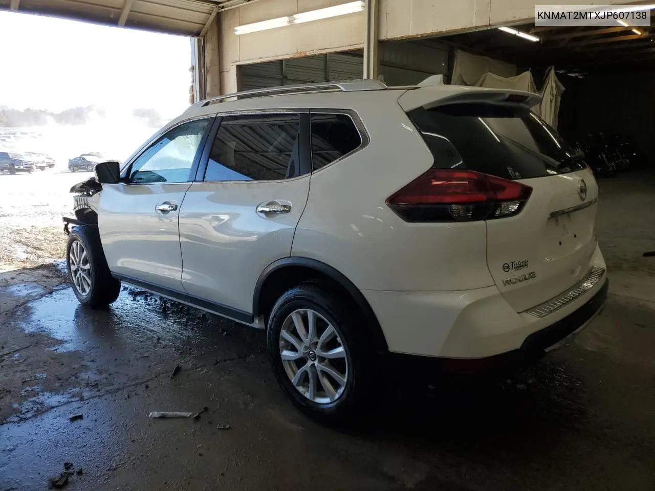 KNMAT2MTXJP607138 2018 Nissan Rogue S