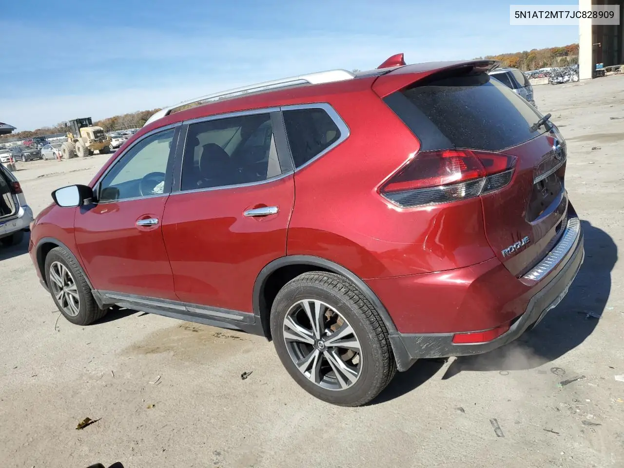 5N1AT2MT7JC828909 2018 Nissan Rogue S