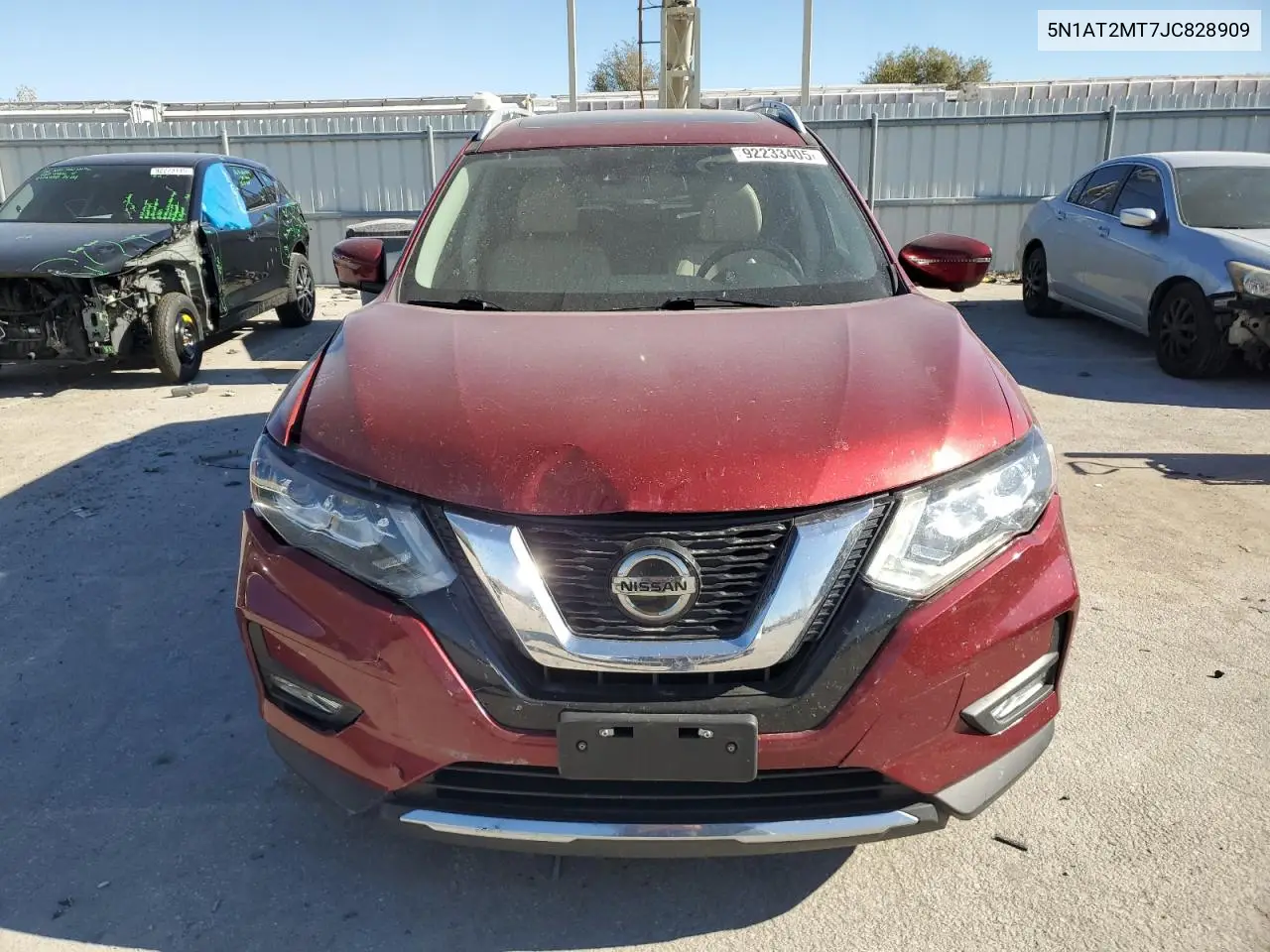 5N1AT2MT7JC828909 2018 Nissan Rogue S