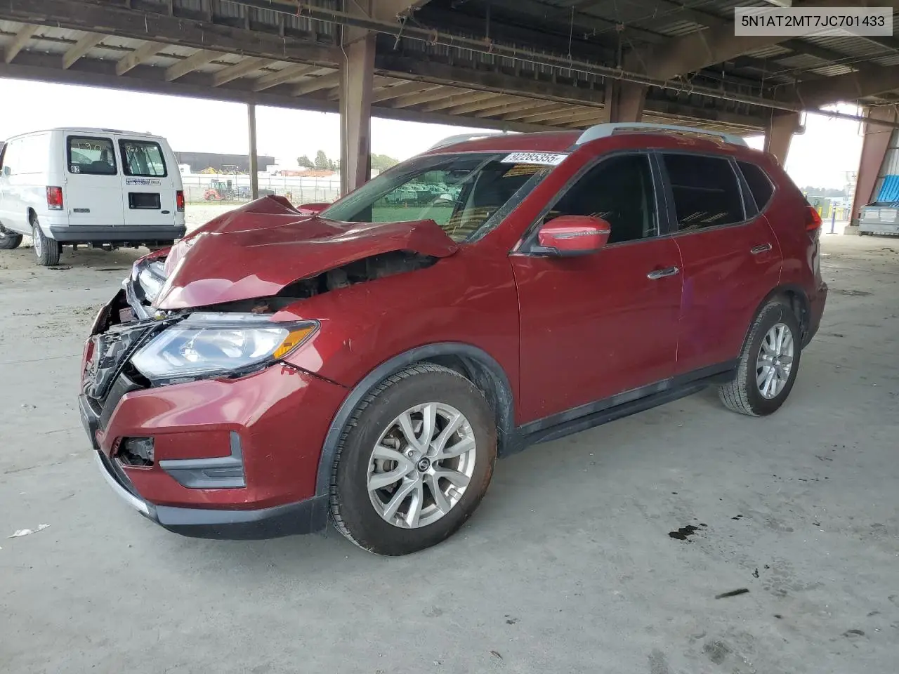 5N1AT2MT7JC701433 2018 Nissan Rogue S