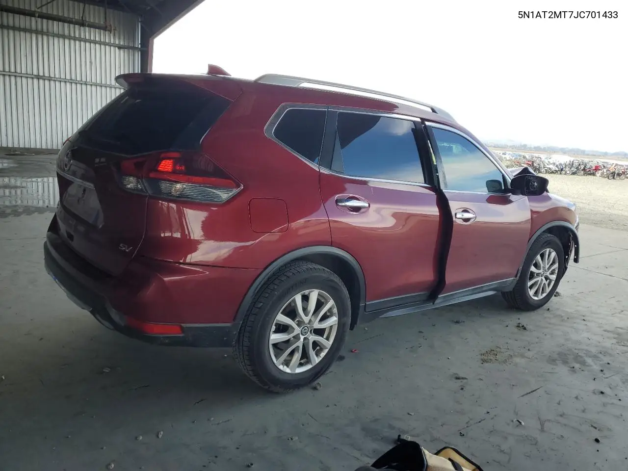 5N1AT2MT7JC701433 2018 Nissan Rogue S
