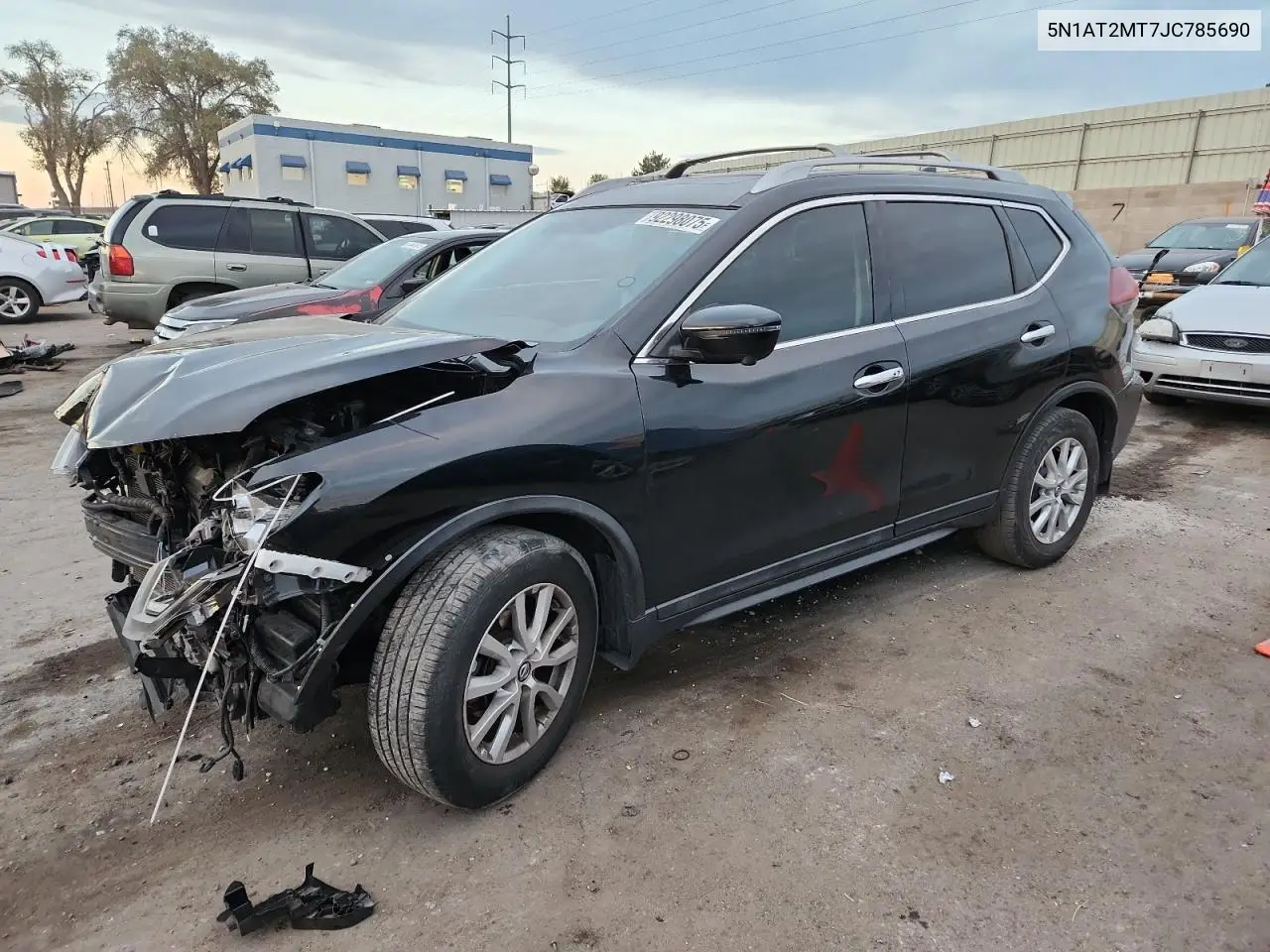 5N1AT2MT7JC785690 2018 Nissan Rogue S