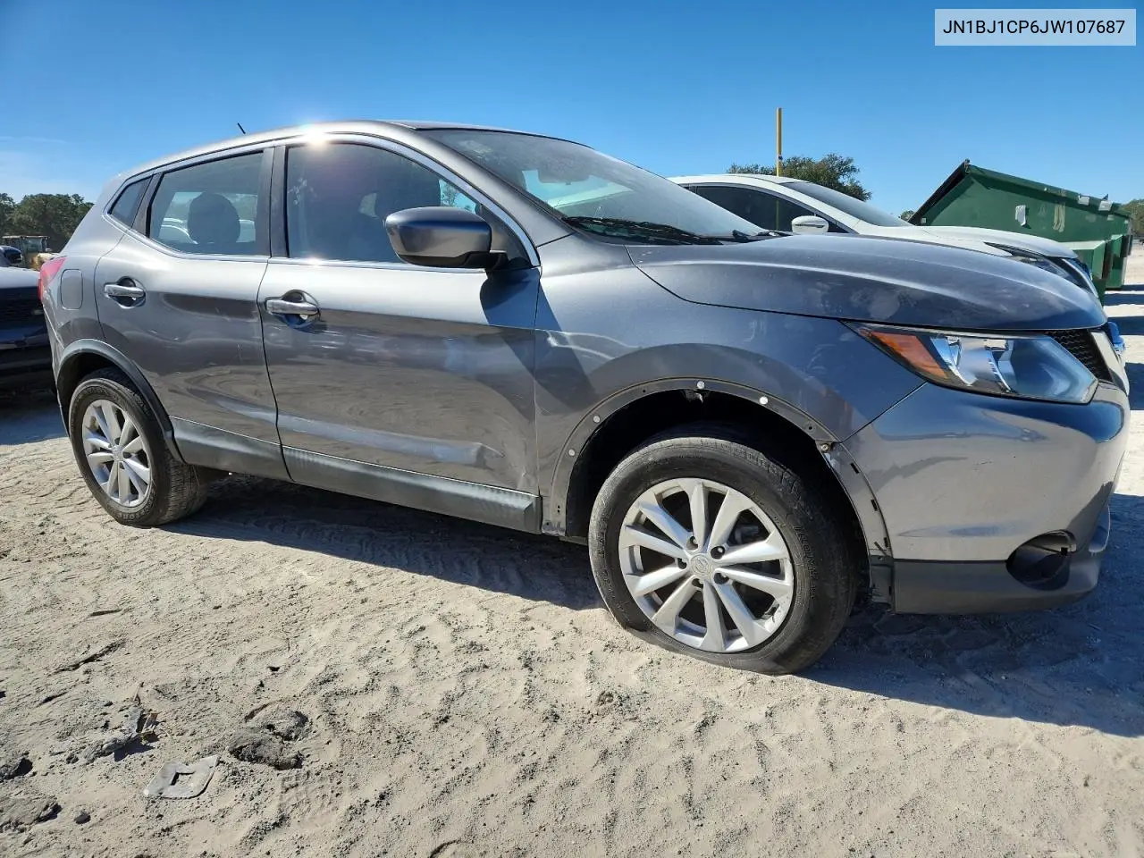 JN1BJ1CP6JW107687 2018 Nissan Rogue Sport S