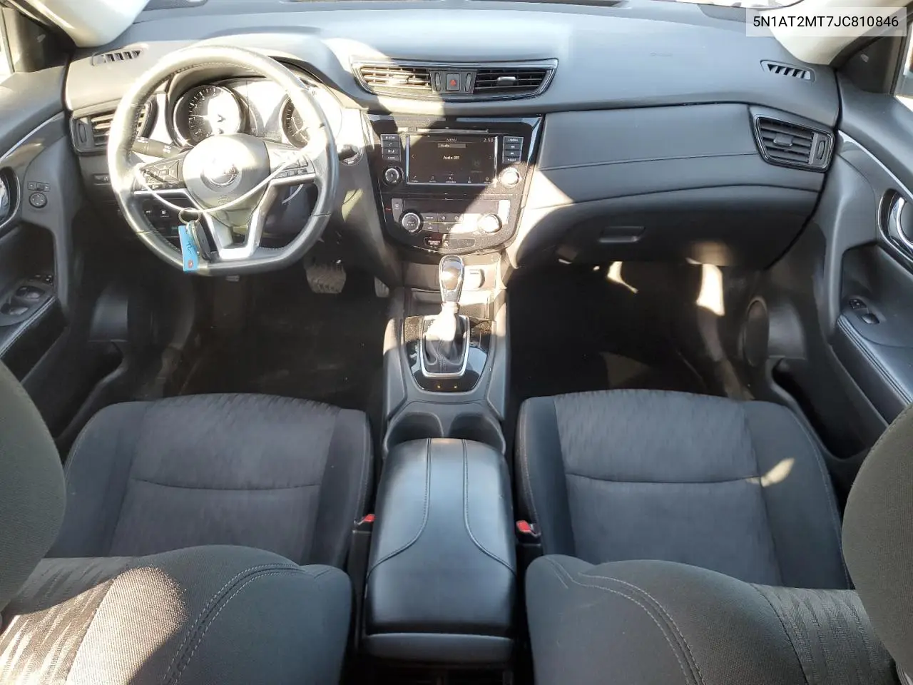 5N1AT2MT7JC810846 2018 Nissan Rogue S