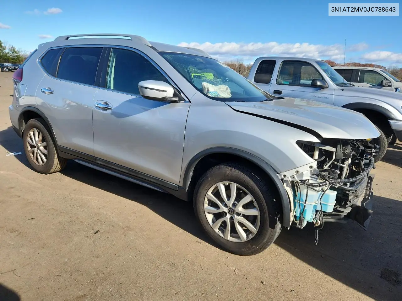 5N1AT2MV0JC788643 2018 Nissan Rogue S