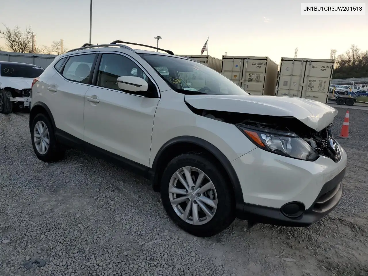 JN1BJ1CR3JW201513 2018 Nissan Rogue Sport S