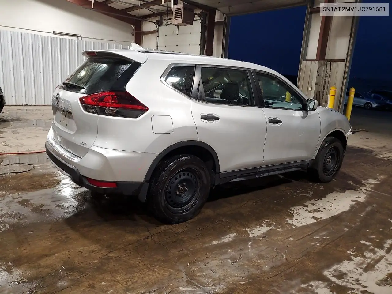 5N1AT2MV1JC791681 2018 Nissan Rogue S