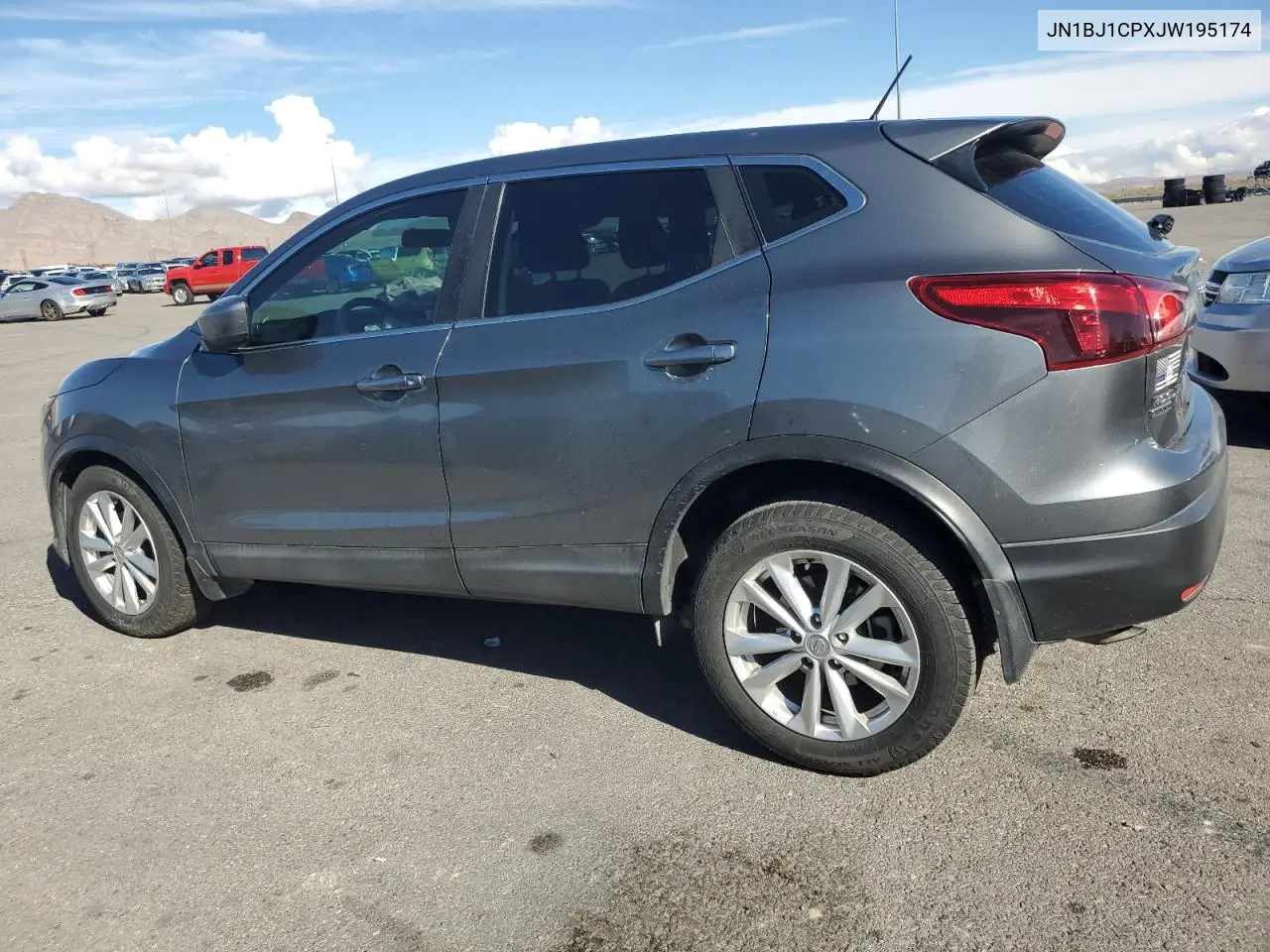 JN1BJ1CPXJW195174 2018 Nissan Rogue Sport S