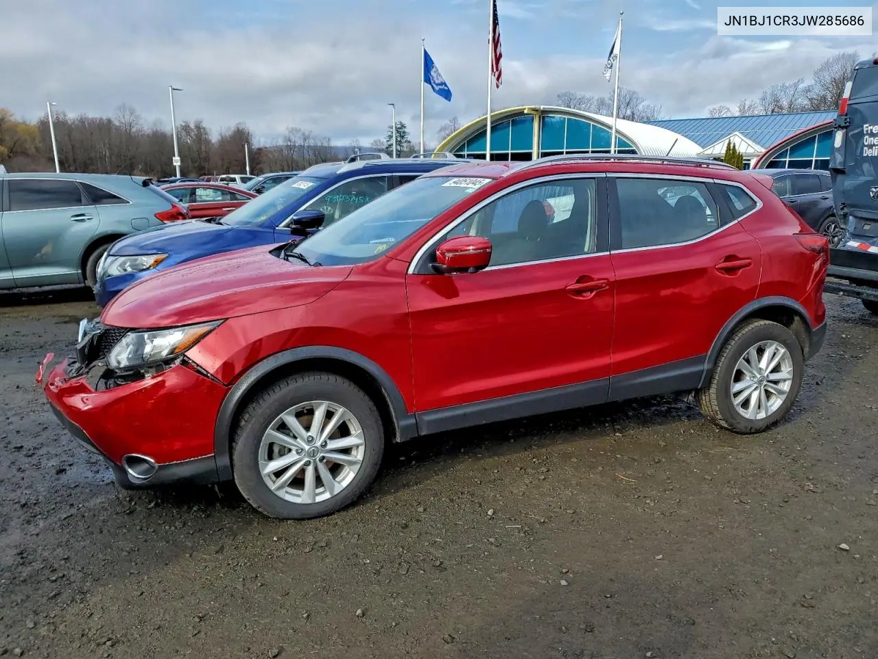 JN1BJ1CR3JW285686 2018 Nissan Rogue Sport S