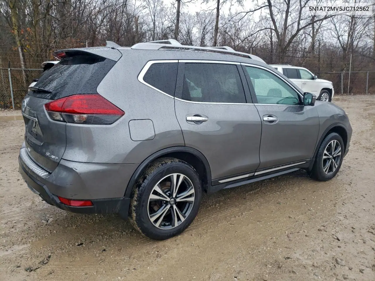5N1AT2MV5JC712562 2018 Nissan Rogue S