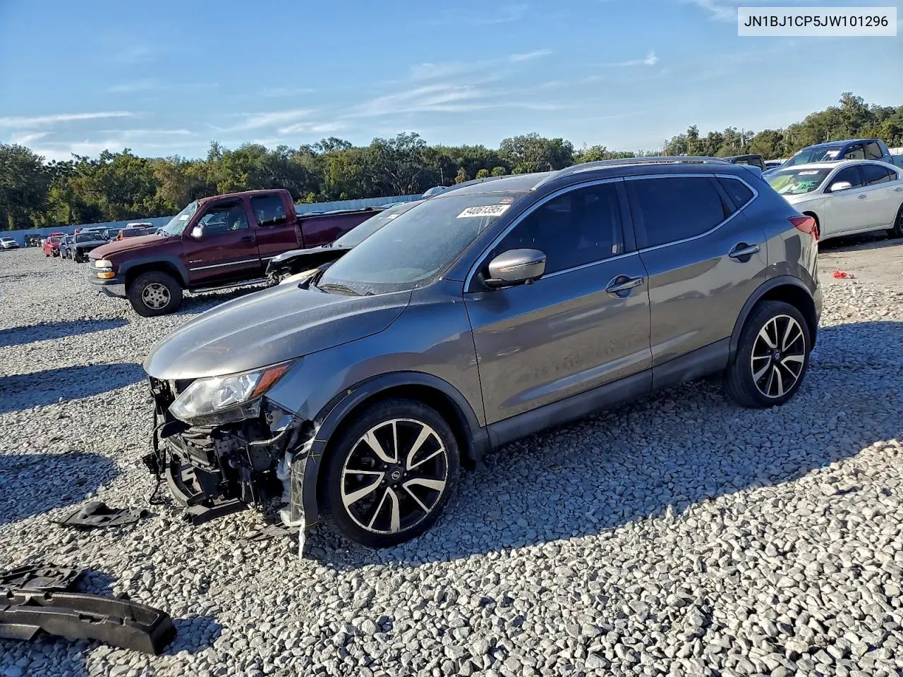 JN1BJ1CP5JW101296 2018 Nissan Rogue Sport S