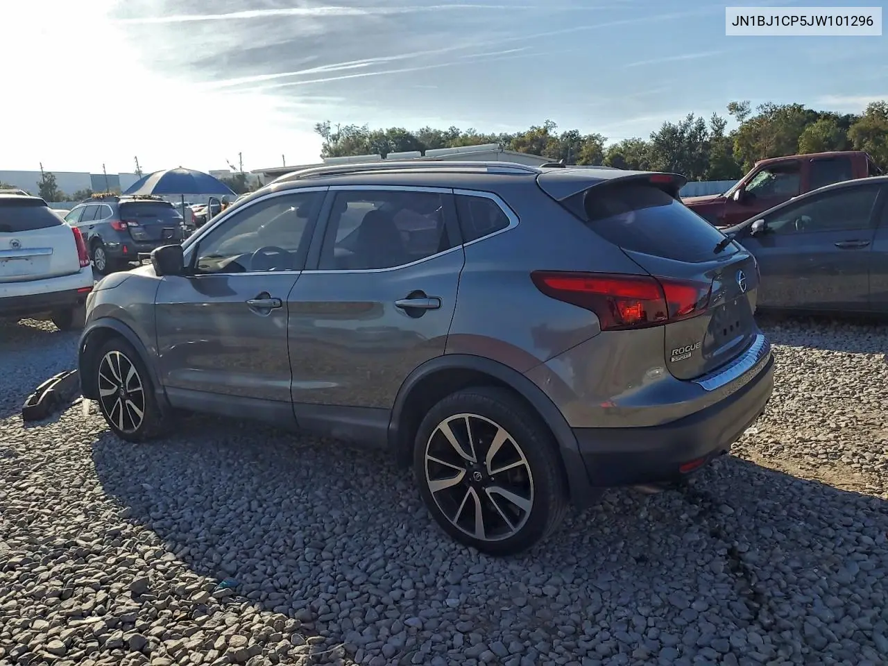 JN1BJ1CP5JW101296 2018 Nissan Rogue Sport S