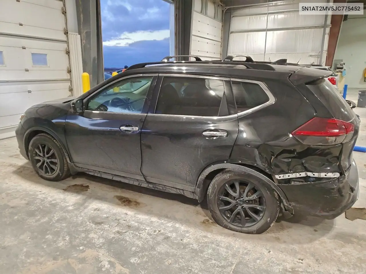 5N1AT2MV5JC775452 2018 Nissan Rogue S