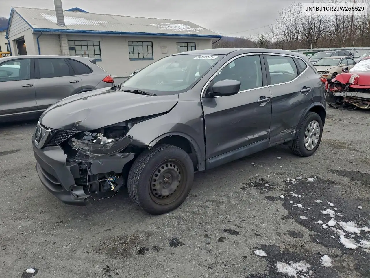 JN1BJ1CR2JW266529 2018 Nissan Rogue Sport S