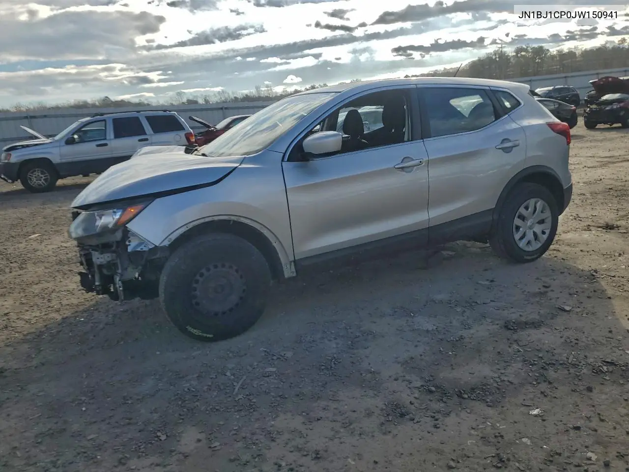 JN1BJ1CP0JW150941 2018 Nissan Rogue Sport S