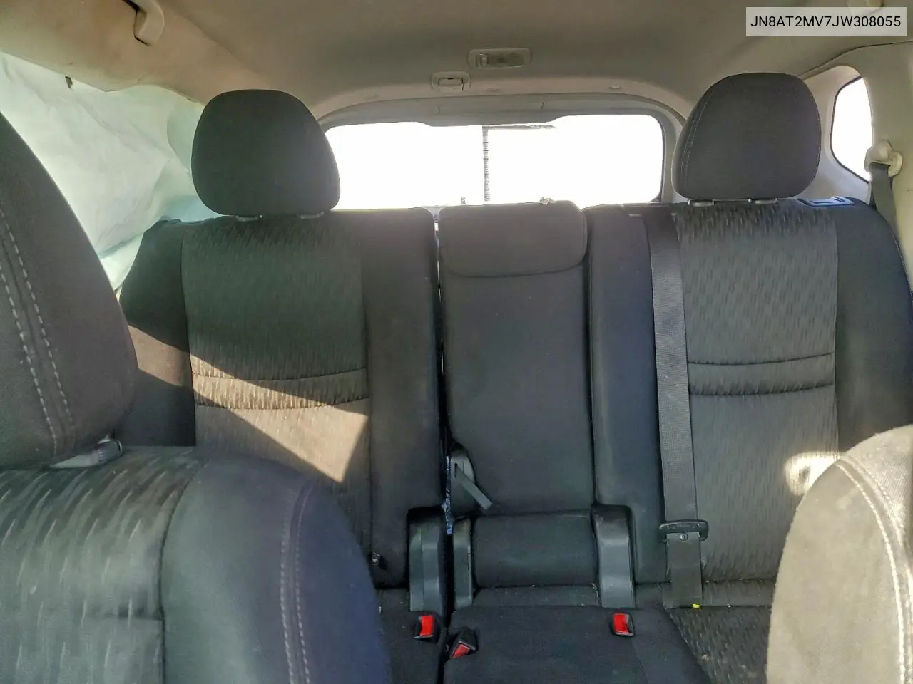 JN8AT2MV7JW308055 2018 Nissan Rogue S
