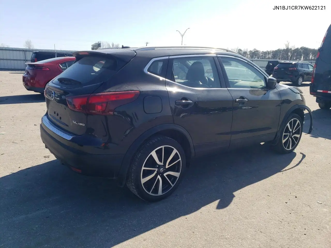 JN1BJ1CR7KW622121 2019 Nissan Rogue Sport Sl