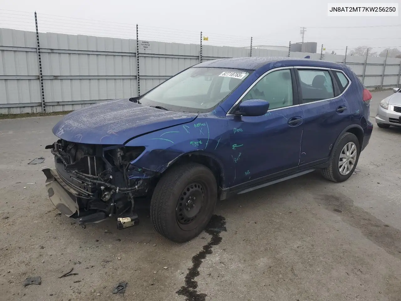 JN8AT2MT7KW256250 2019 Nissan Rogue S