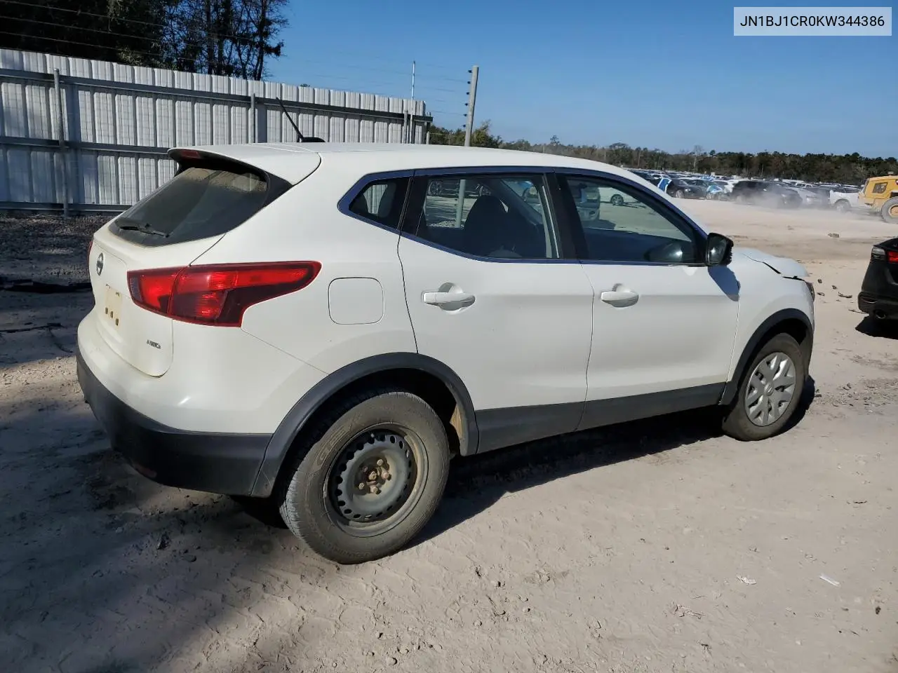 JN1BJ1CR0KW344386 2019 Nissan Rogue Sport S