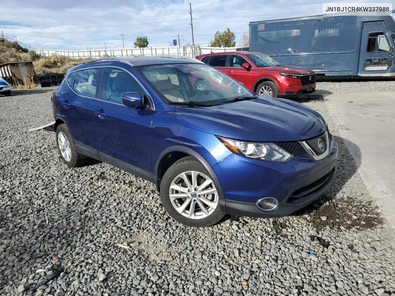 JN1BJ1CR4KW337988 2019 Nissan Rogue Sport S