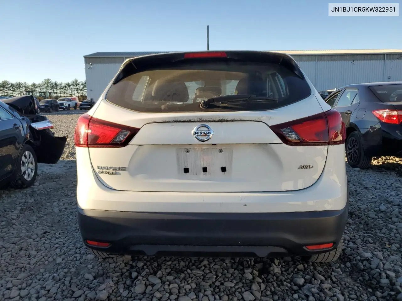 JN1BJ1CR5KW322951 2019 Nissan Rogue Sport S