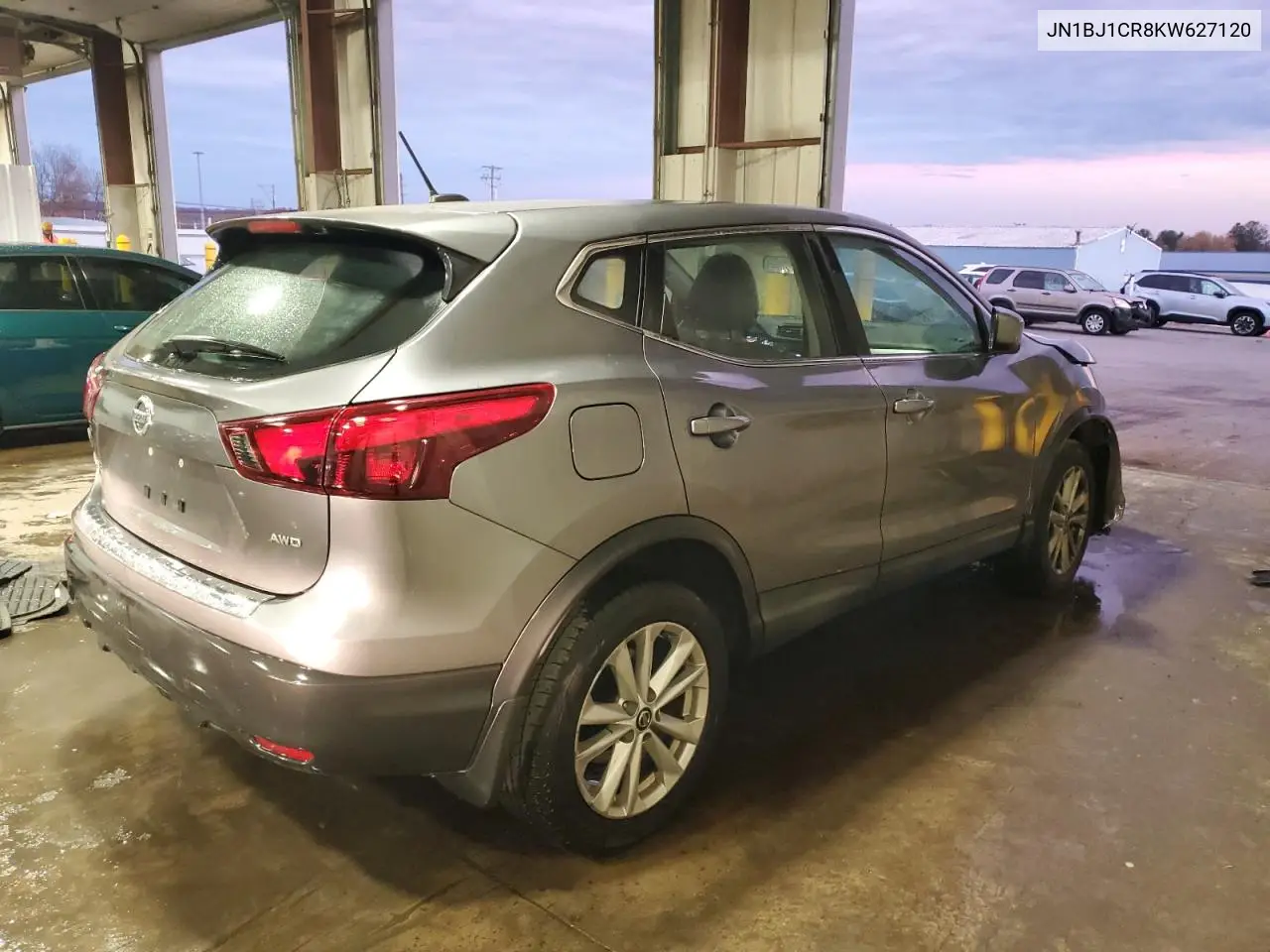 JN1BJ1CR8KW627120 2019 Nissan Rogue Sport S