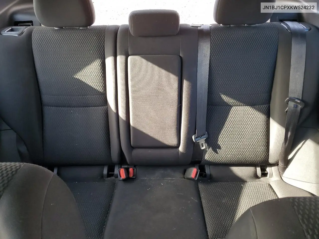 JN1BJ1CPXKW524232 2019 Nissan Rogue Sport S