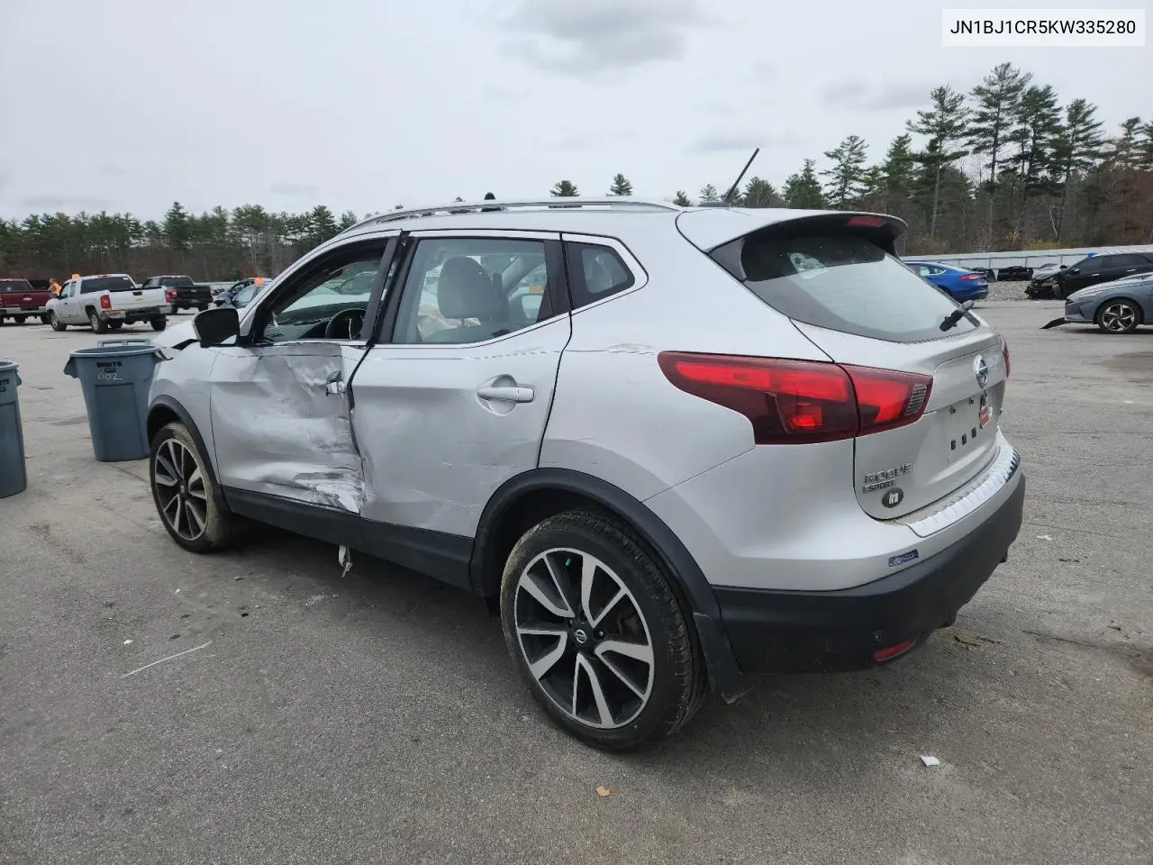 JN1BJ1CR5KW335280 2019 Nissan Rogue Sport S