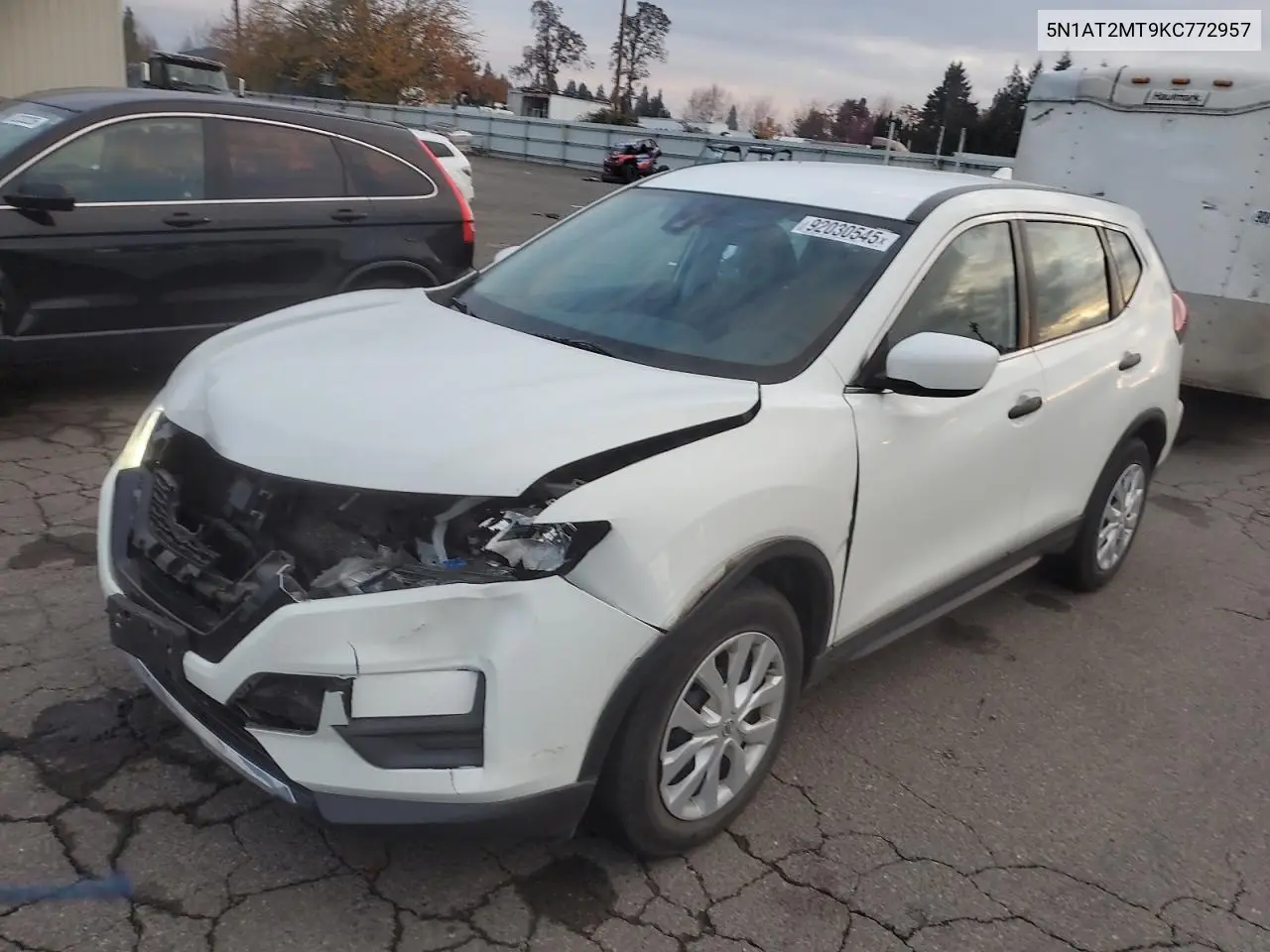 5N1AT2MT9KC772957 2019 Nissan Rogue S