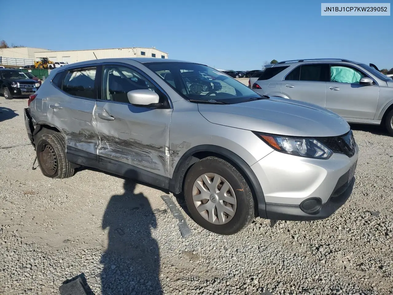 JN1BJ1CP7KW239052 2019 Nissan Rogue Sport S
