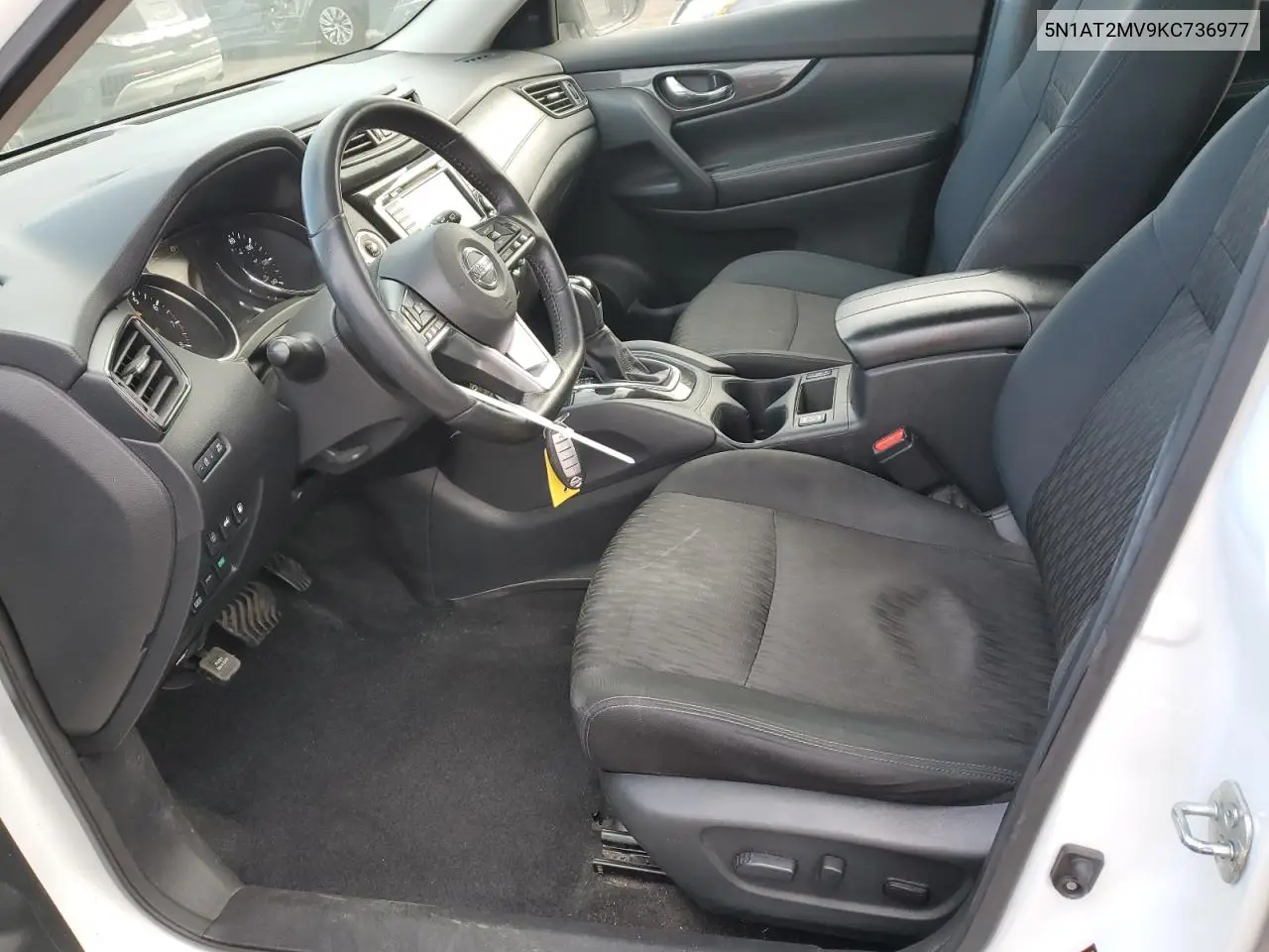 5N1AT2MV9KC736977 2019 Nissan Rogue S