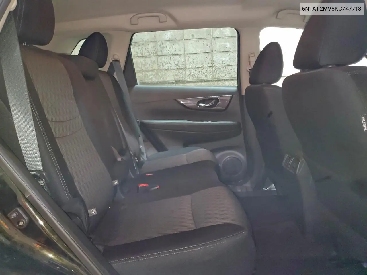 5N1AT2MV8KC747713 2019 Nissan Rogue S