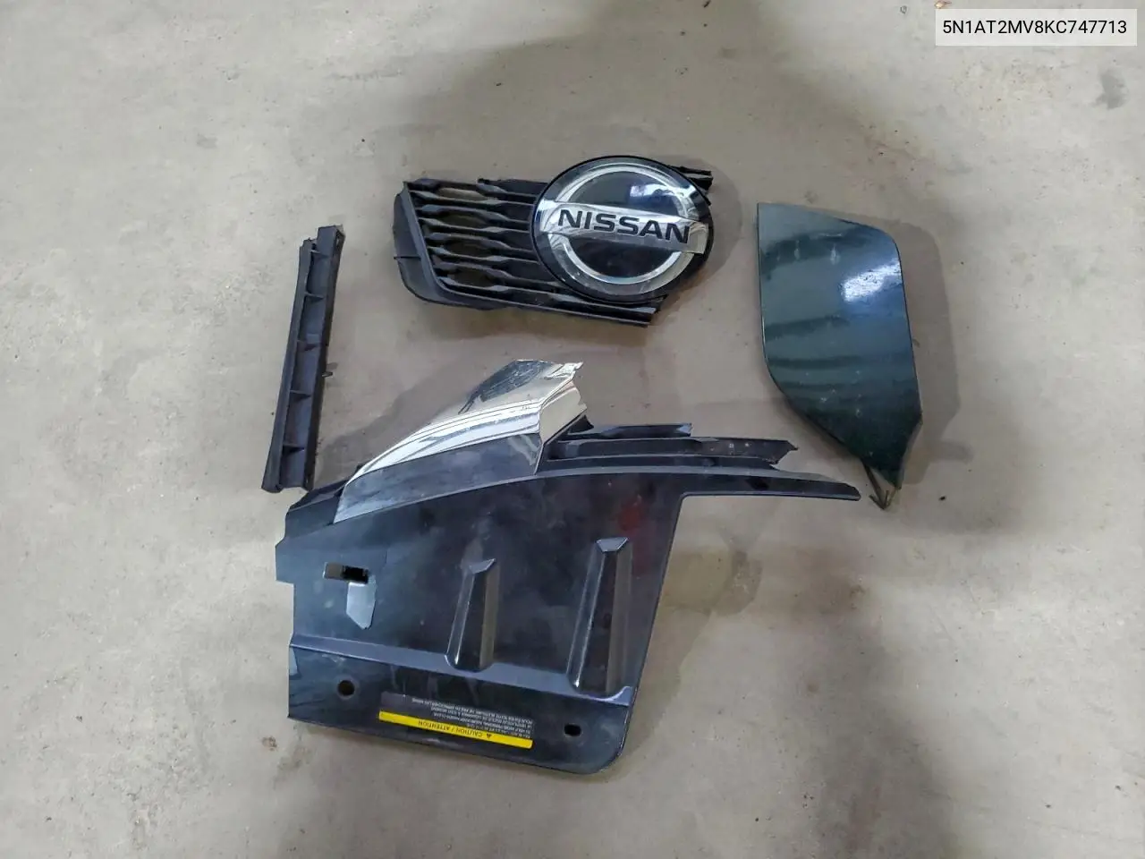 5N1AT2MV8KC747713 2019 Nissan Rogue S