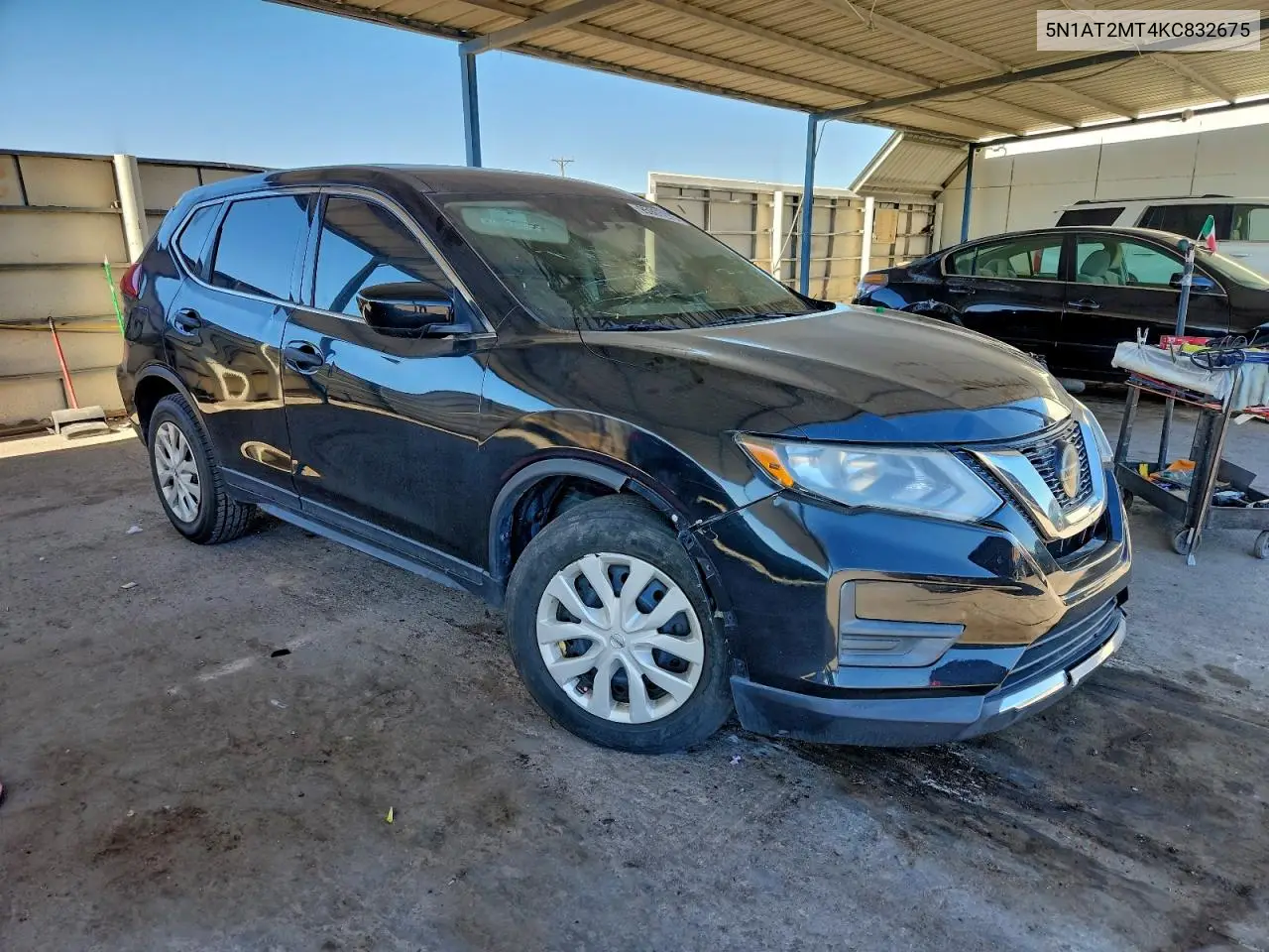 5N1AT2MT4KC832675 2019 Nissan Rogue S