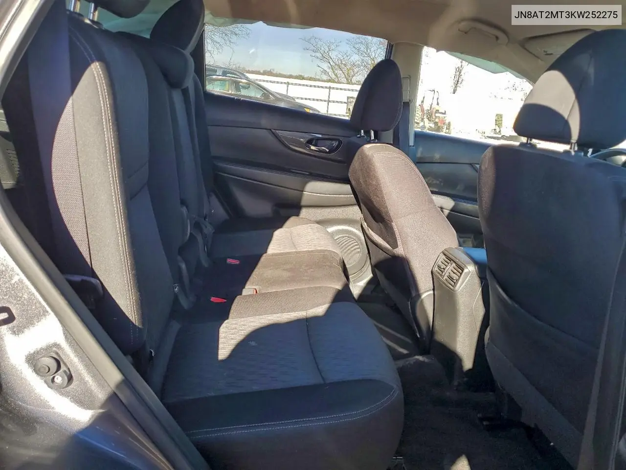 JN8AT2MT3KW252275 2019 Nissan Rogue S