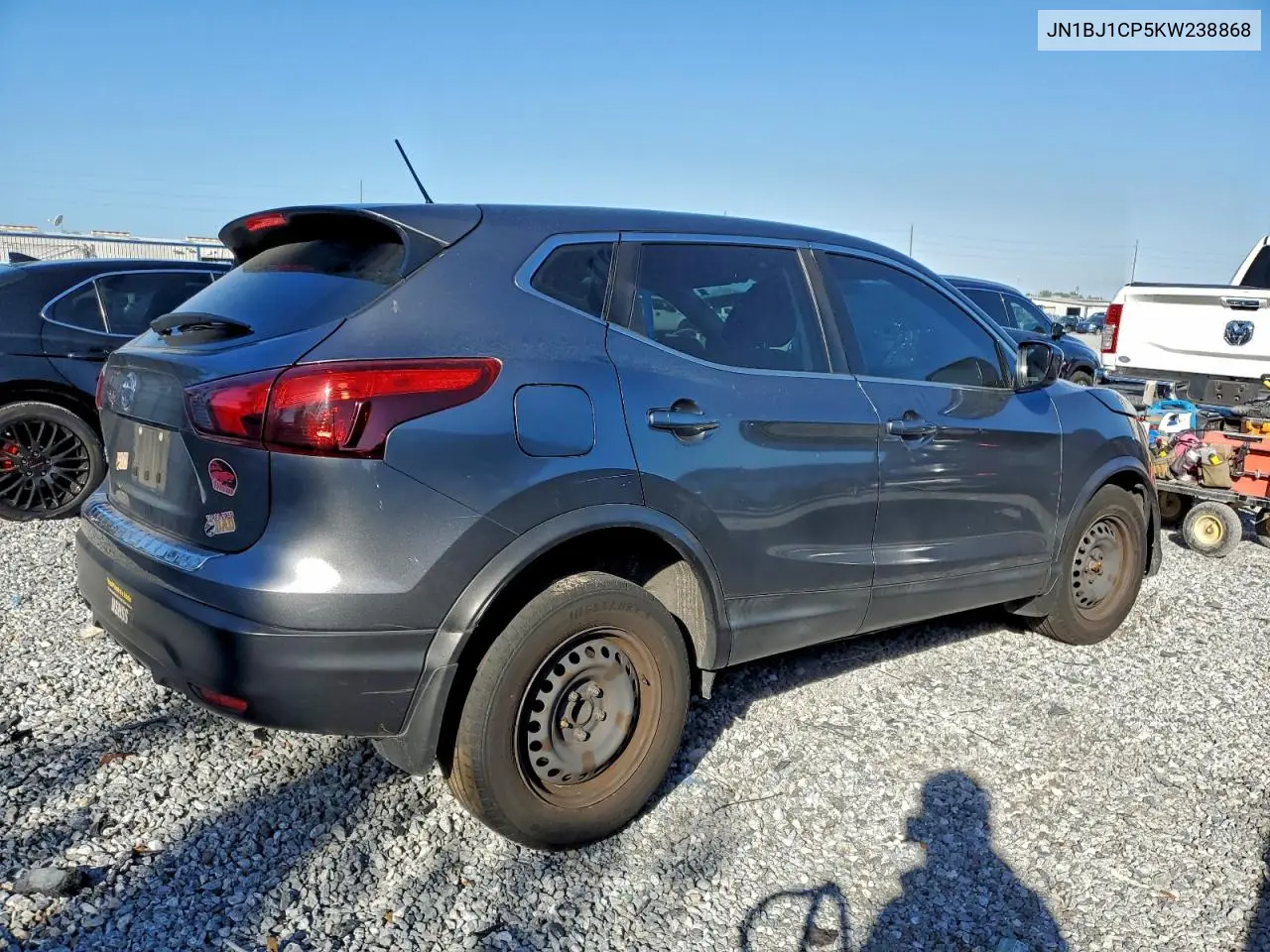 JN1BJ1CP5KW238868 2019 Nissan Rogue Sport S