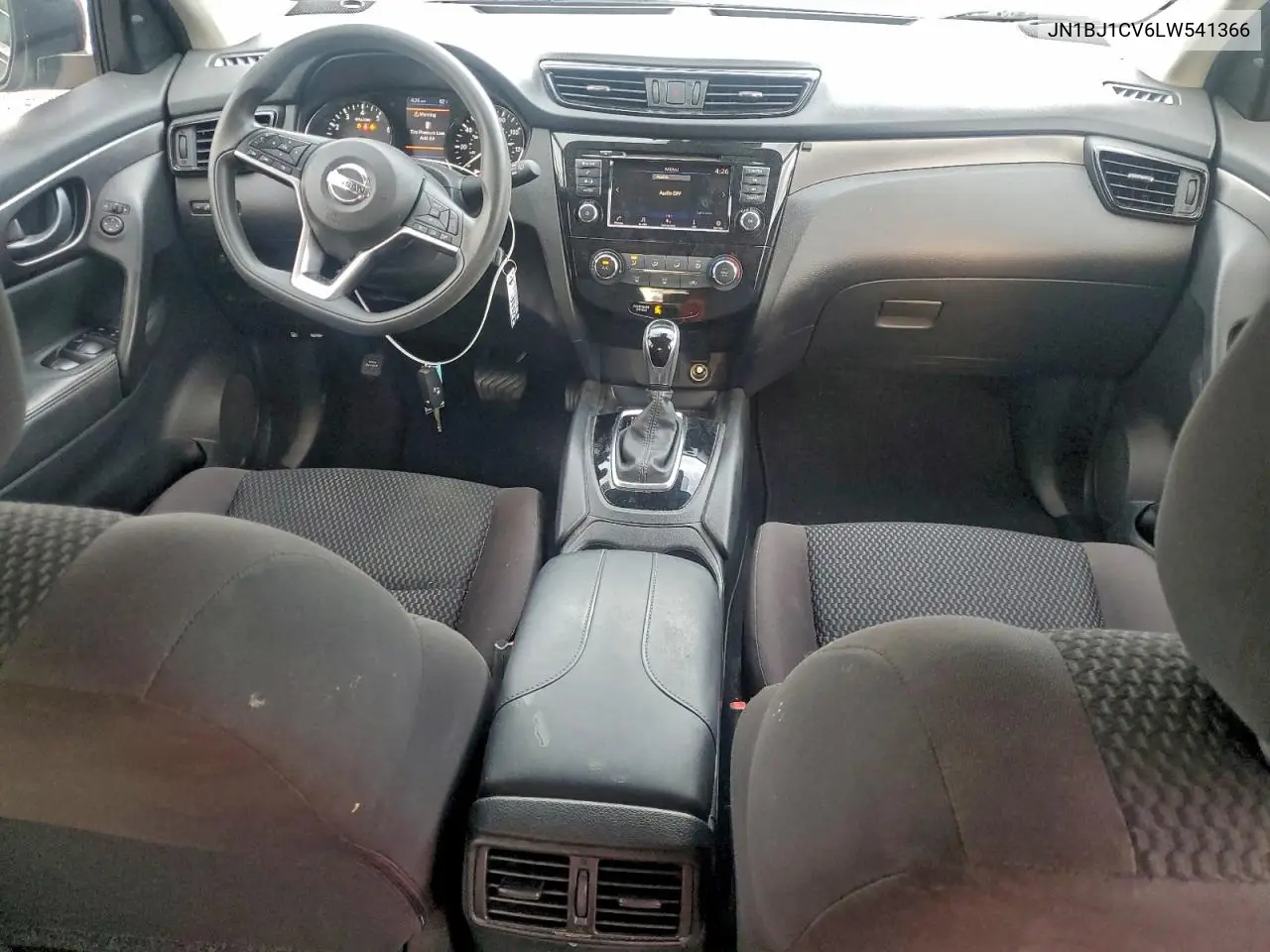 JN1BJ1CV6LW541366 2020 Nissan Rogue Sport S