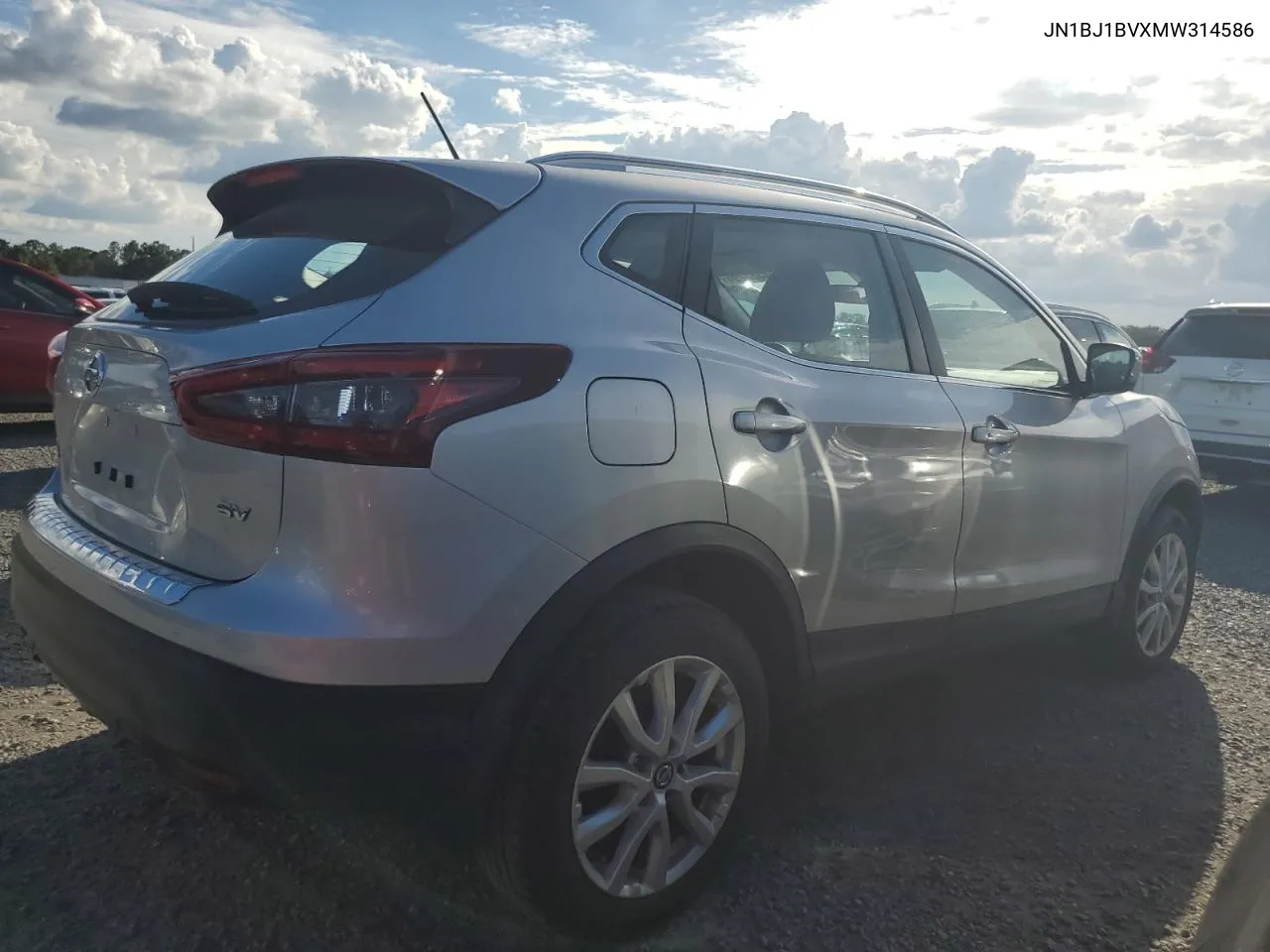 JN1BJ1BVXMW314586 2021 Nissan Rogue Sport Sv